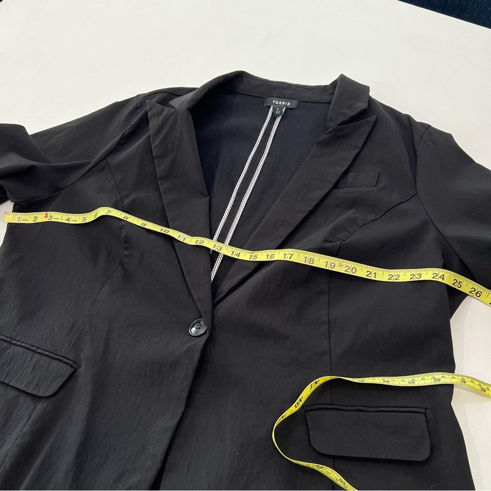 TORRID • 3/4 sleeve blazer coat - Picture 4 of 10